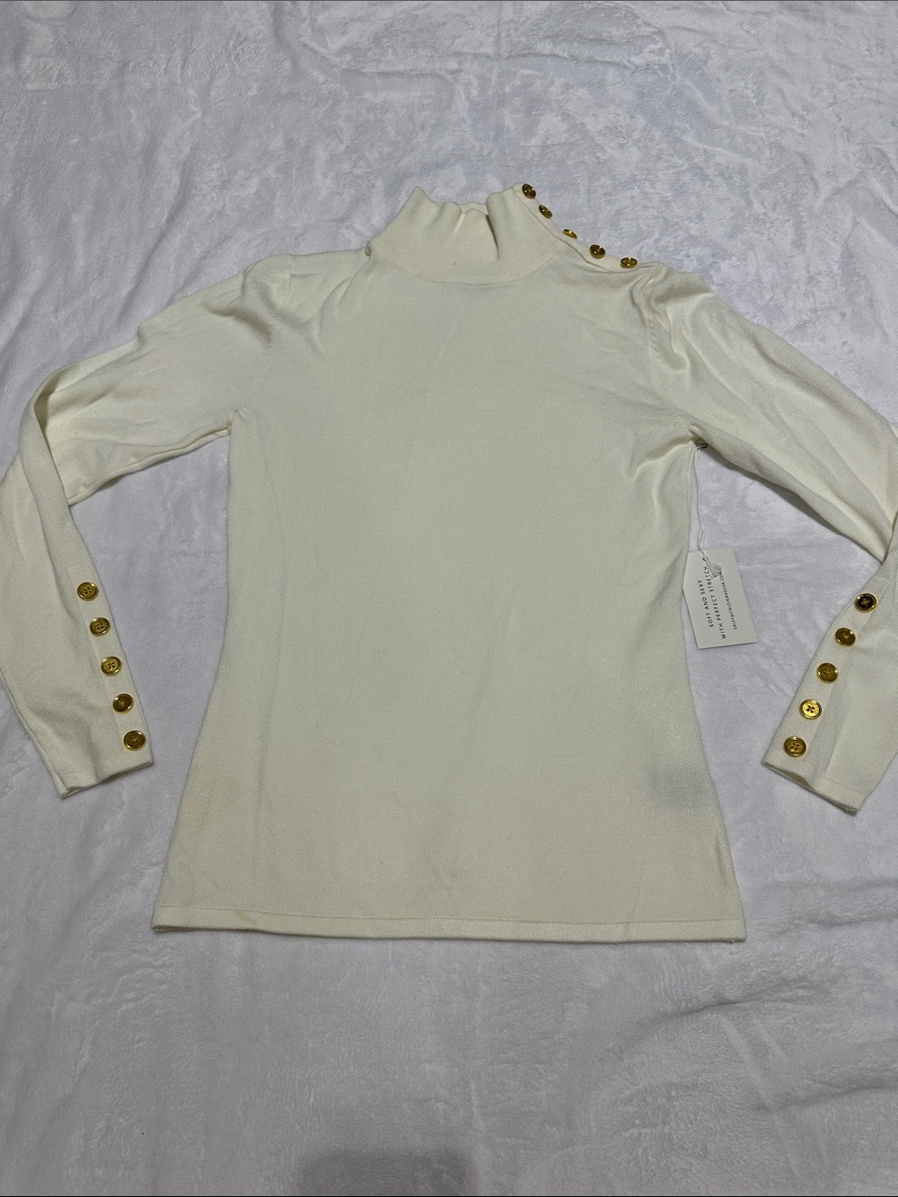 Cielo | size small  | cream long sleeve